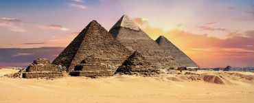 Quem construiu pirâmides do Egito?